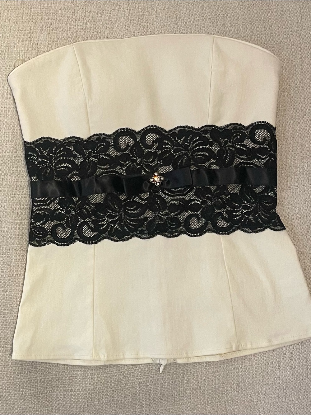 Lace trim Tube top